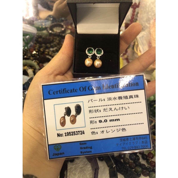 Bông tai trai Nhật