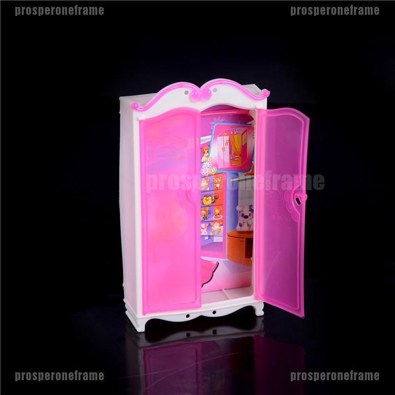 Tủ Quần Áo Màu Hồng Xinh Xắn Cho Búp Bê Barbie