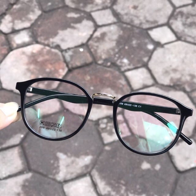 Gọng kính cận dáng bầu siêu dẻo chịu lực tốt - 209 | BigBuy360 - bigbuy360.vn