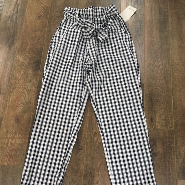 Quần baggy Zara