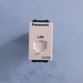 Hạt ổ cắm mạng cat5e WEV2488SW - Panasonic