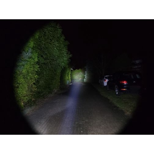Đèn Pin Convoy C8 + Có Đèn Pin LED Ánh Sáng Trắng 18650 Ft40