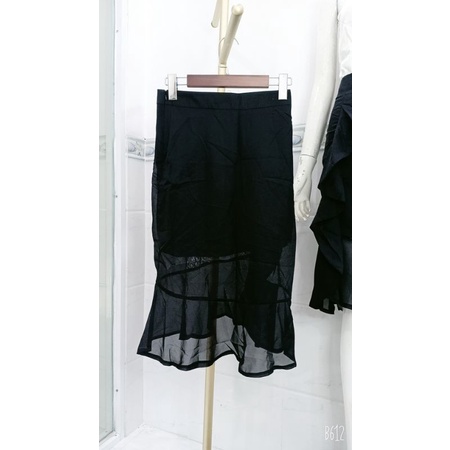 Chân váy voan đuôi cá phối bèo