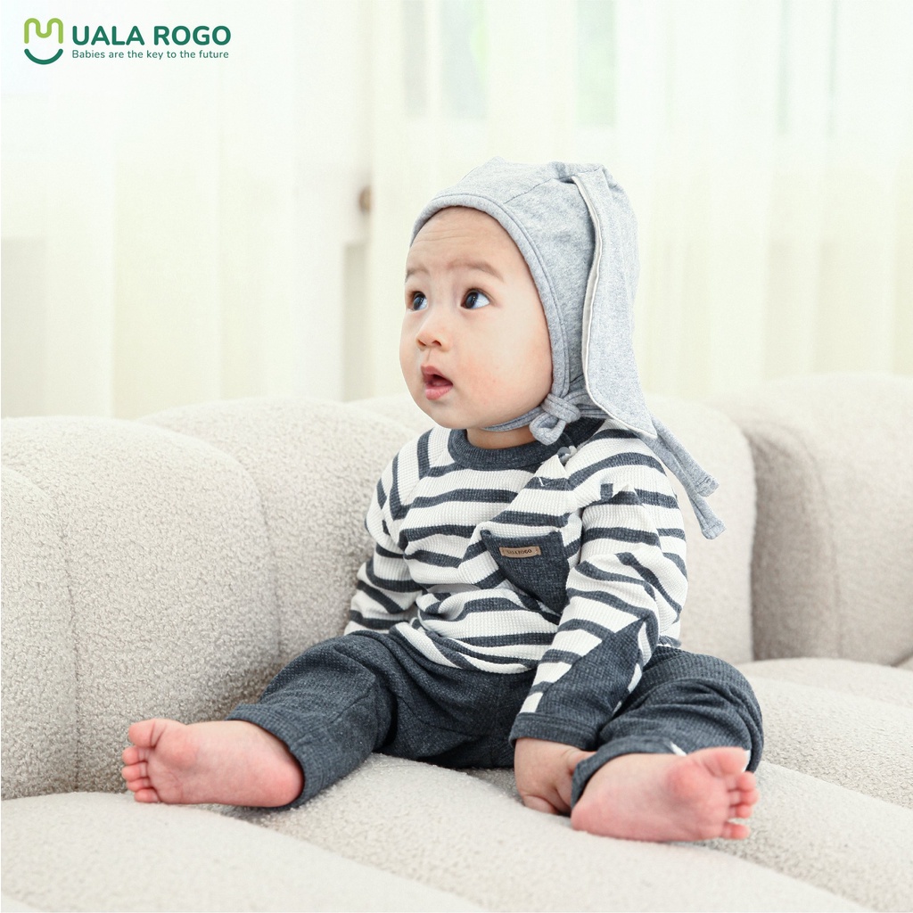 Bộ QA thu đông cho bé Ualarogo 6 tháng - 4 tuổi vải Modal tăm giữ ấm dài tay cúc cài vai