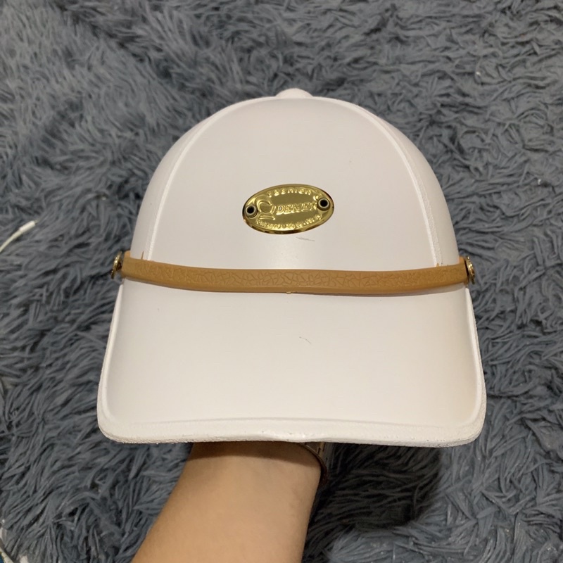 Mũ bảo hiểm demen nam nữ trẻ trung khoé lỗ phía sau