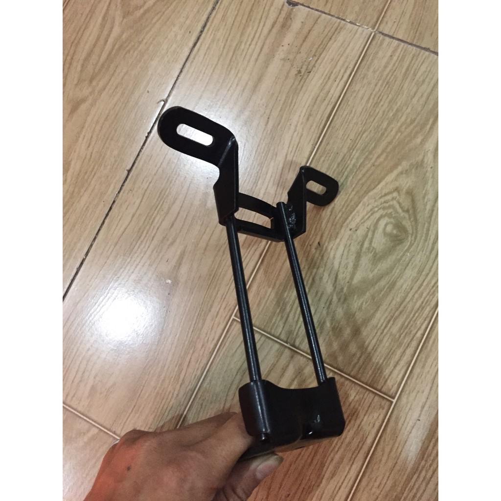 Pas bảng tên Sonic