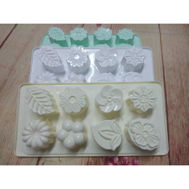 KHAY NHỰA LÀM ĐÁ ,RAU CÂU MINI ĐỦ HÌNH