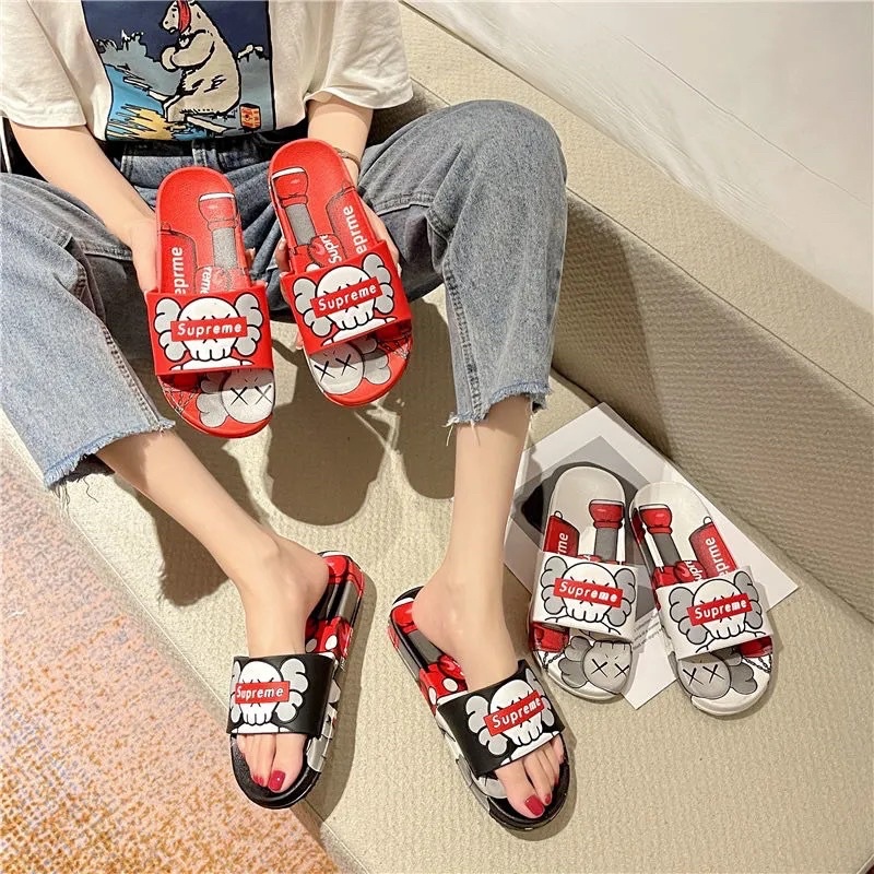 Dép quai ngang supreme nam nữ chất liệu eva, họa tiết in nổi, đế chống trơn trượt D182