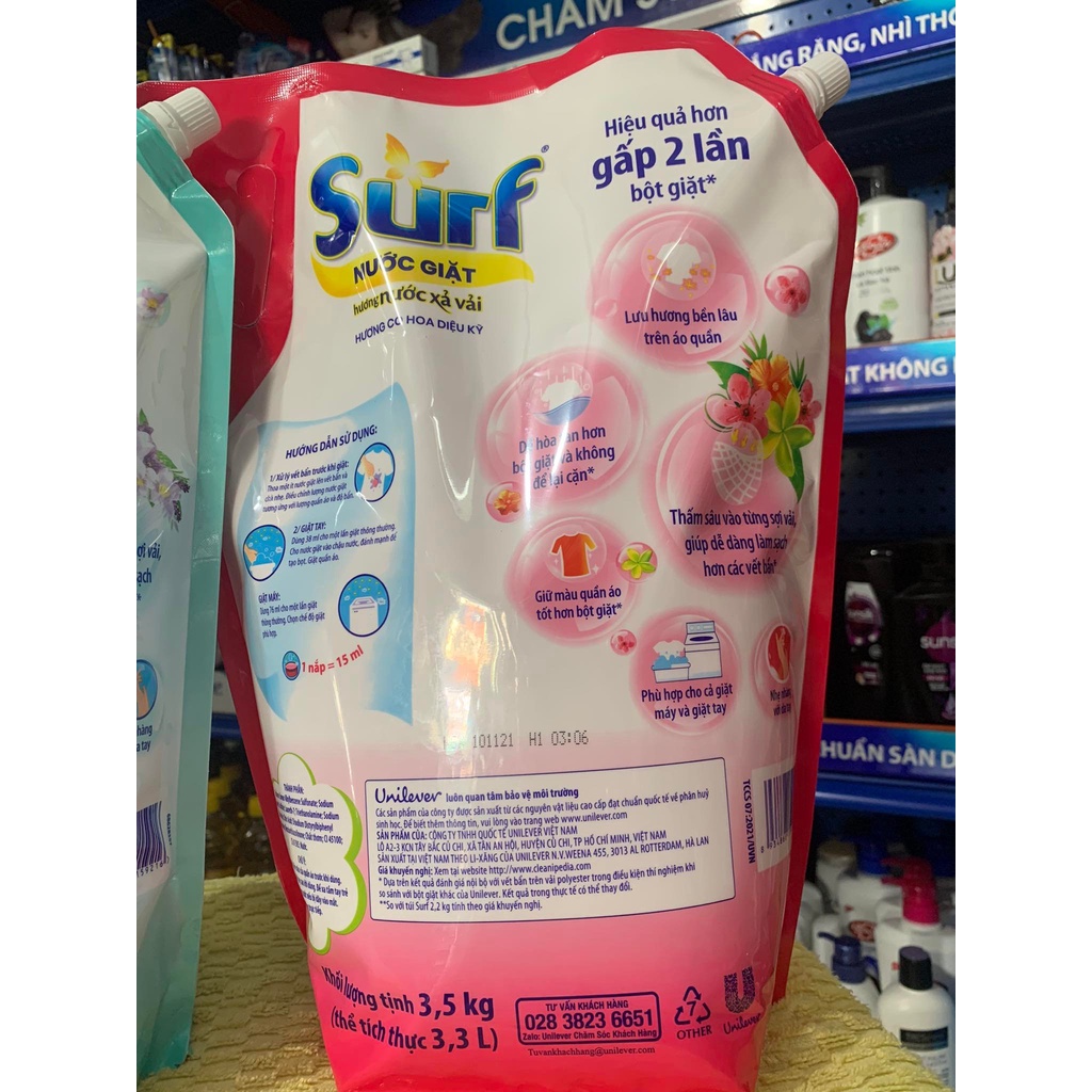 Nước giặt Surf hương sương mai dịu mát / hương cỏ hoa diệu kỳ túi 3.5kg