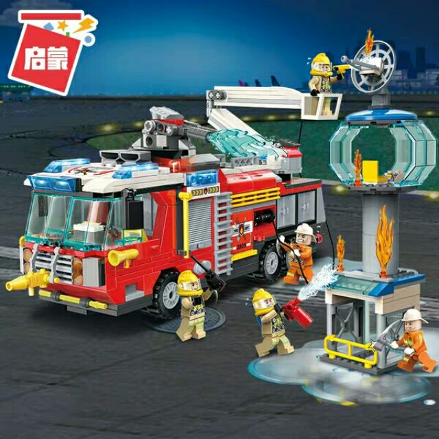 Bộ lắp ráp LEGO mô phỏng lính cứu hỏa siêu sáng tạo cho bé