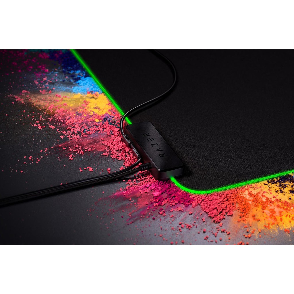 Bàn di chuột- Gaming mouse mat- Razer Goliathus Chroma - Hàng Chính Hãng