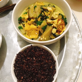 GẠO LỨT ĐEN (2KG)