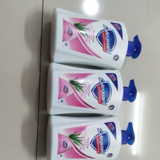 Nước rửa tay safeguard 450g hương hoa hồng và nha đam.