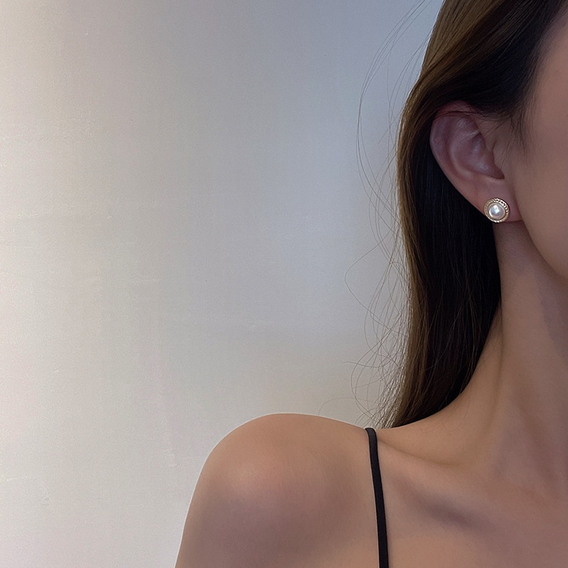 Khuyên tai kim loại đính ngọc trai đơn giản thời trang Hàn Quốc dành cho nữ