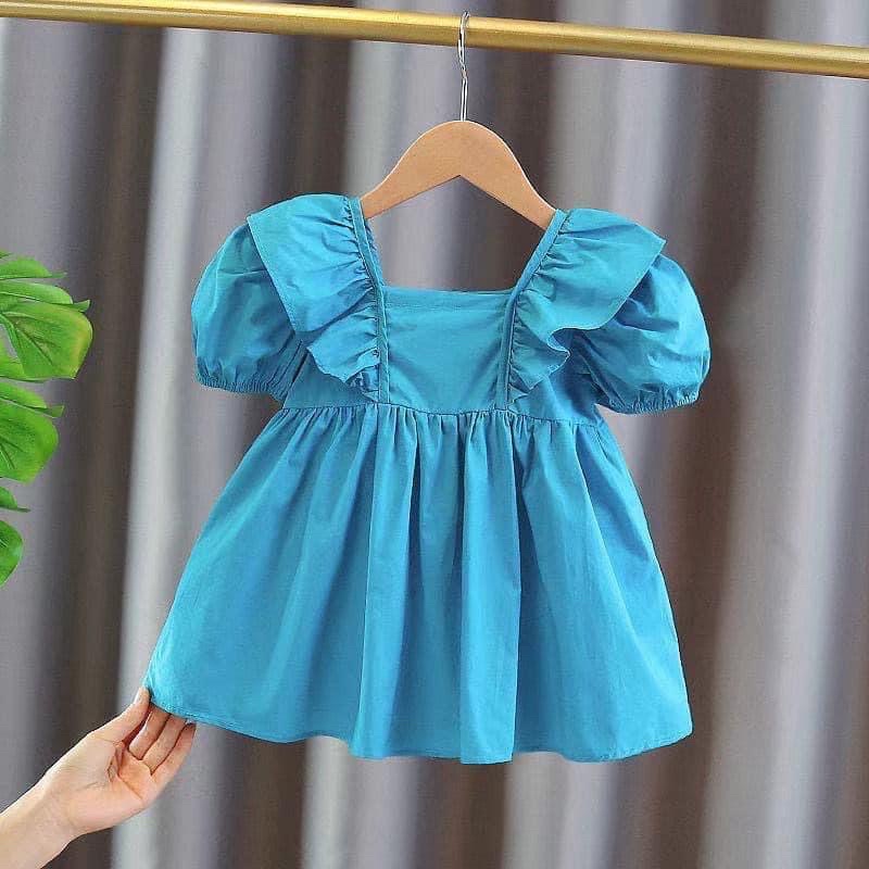 Váy bé gái với thiết kế xinh xắn dễ thương