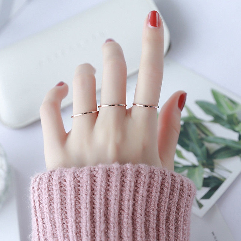 Nhẫn bảng mỏng xinh thép titan không đen không rỉ