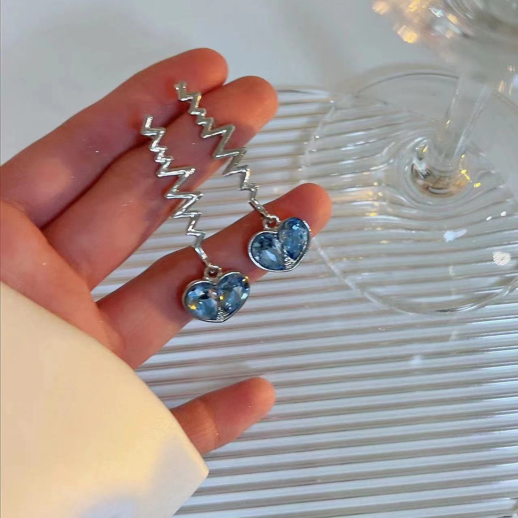 Khuyên Tai Hình Trái Tim Đính Đá Xanh Phong Cách Pháp 2022 Mới