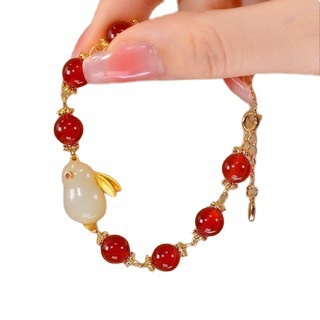 [Hàng Mới] Vòng Tay Xỏ Hạt Đá Mã Não Đỏ Dễ Phối Đồ Hình Thỏ Cá Tính Cho Bạn Gái