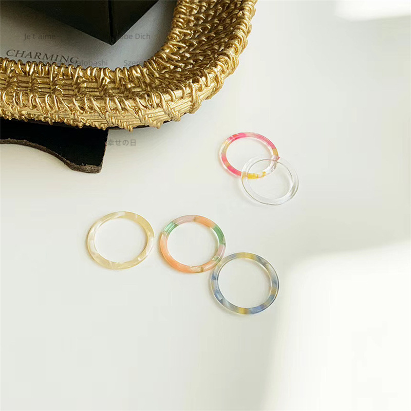 Nhẫn Acrylic Acetate dáng tròn màu trong suốt phong cách vintage thời trang