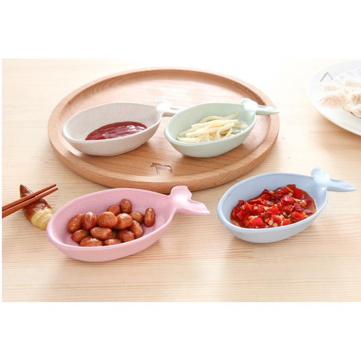 CHÉN ĐỰNG NƯỚC CHẤM HÌNH CON CÁ NHIỀU MÀU