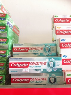 Kem Đánh Răng Colgate Sensitive Pro Relief Complete 110g