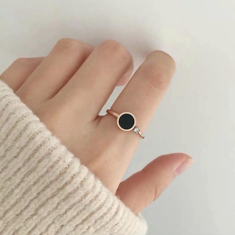 Nhẫn tròn màu vàng hồng 18K bằng thép titanium chống thấm nước không gây dị ứng thời trang Nhật Hàn thích hợp ngón trỏ