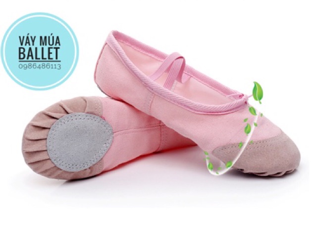 Giày múa màu trắng