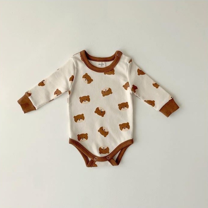 Bộ áo liền quần và quần dài + nón họa tiết chú gấu xinh xắn dành cho bé sơ sinh