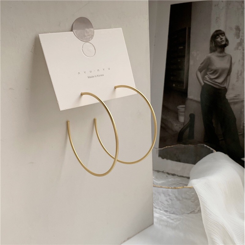 Khuyên tai tròn khuyết to đường kính 7cm k23 Mayconner