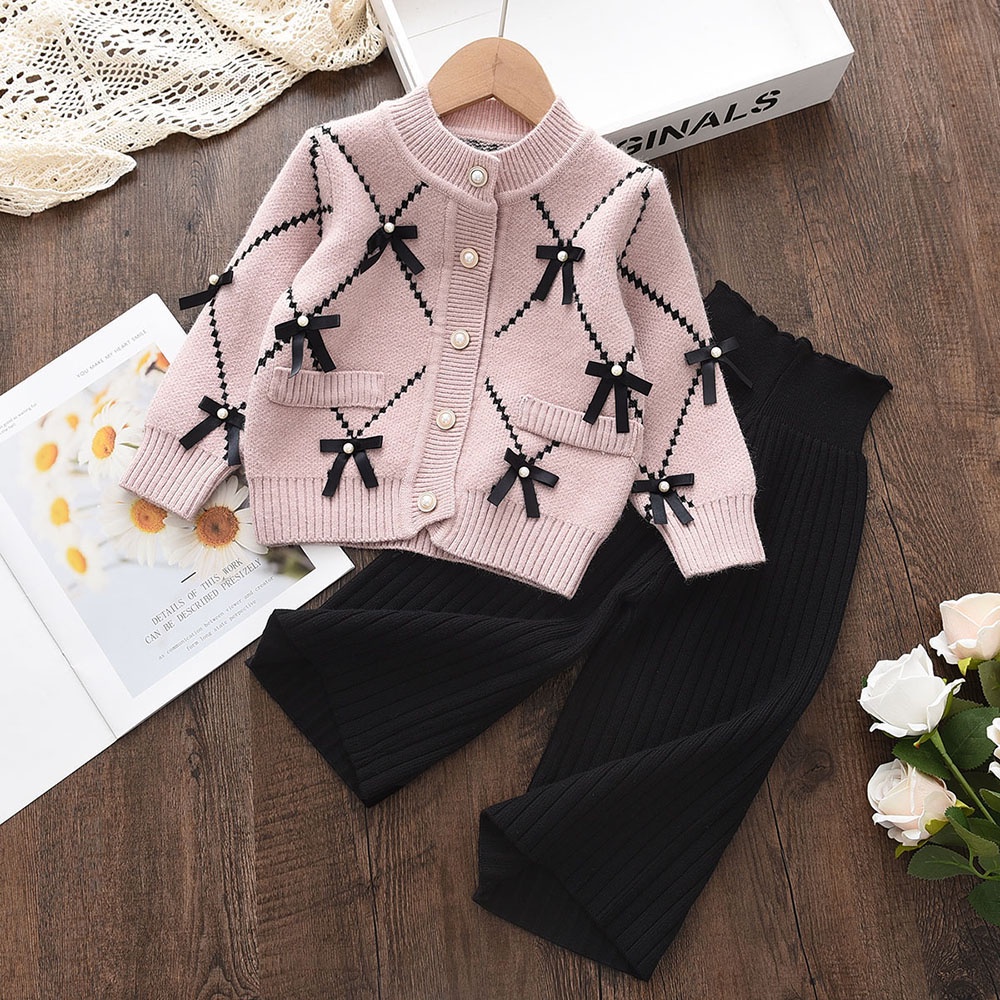 BEAR LEADER Bộ Áo Khoác Cardigan Đính Nơ + Quần Dài Thời Trang Thu Đông Cho Bé Gái 2-6 Tuổi