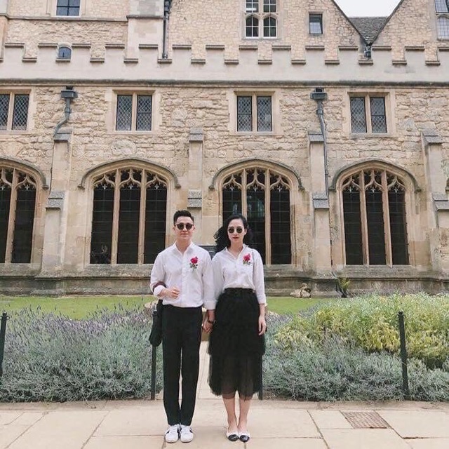 Sơ mi thêu hoa hồng đơn