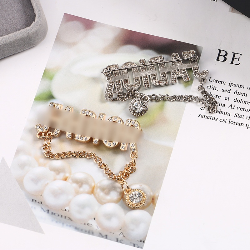 Dio Ghim Cài Áo Dây Xích Đính Đá Kim Cương In Chữ Đơn Giản Sáng Tạo Thời Trang Thu Đông Dành Cho Cặp Đôi