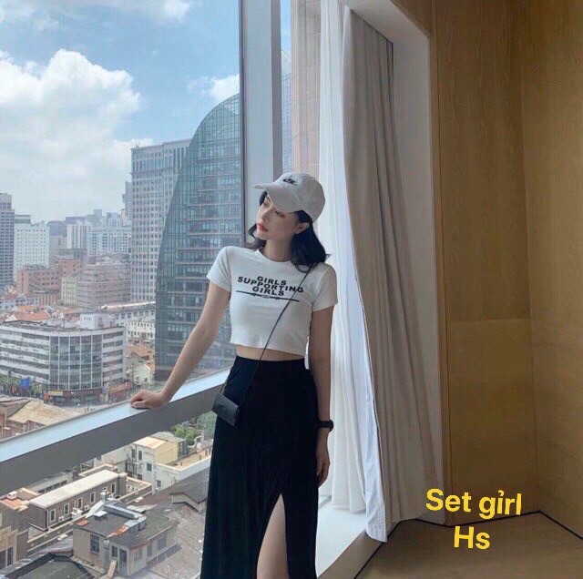 Set áo croptop chữ + chân váy xẻ H.SN765