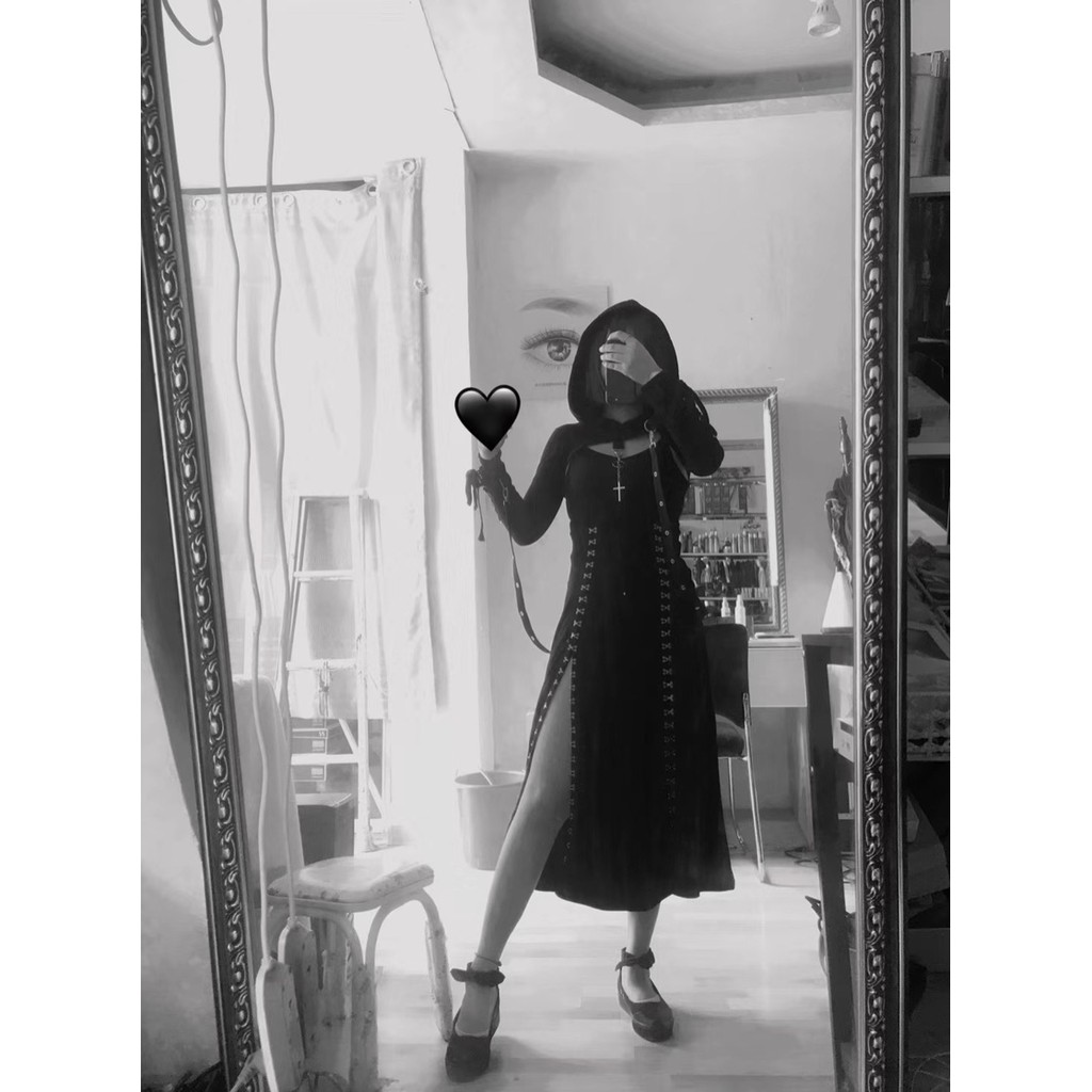 Set đầm đen + hoodie croptop ulzzang dài 2 dây xẻ tà móc kim loại cá tính độc chất lạ full black