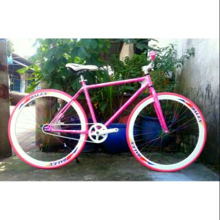 xe đạp fixed gear standard chartered