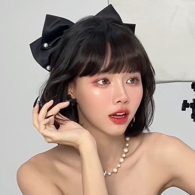 Kẹp Tóc Đính Nơ Gắn Hạt Trai Nhựa Tiệm Thêu Việt Phong Cách Jimin Young