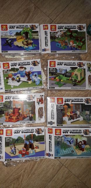 Lắp 1 hộp Lego MyWord 9924 có nhiều chi tiết