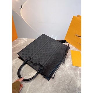 LOUIS VUITTON Túi Đeo Vai Thể Thao In Logo LV Sang Trọng Thời Trang Cho Nữ