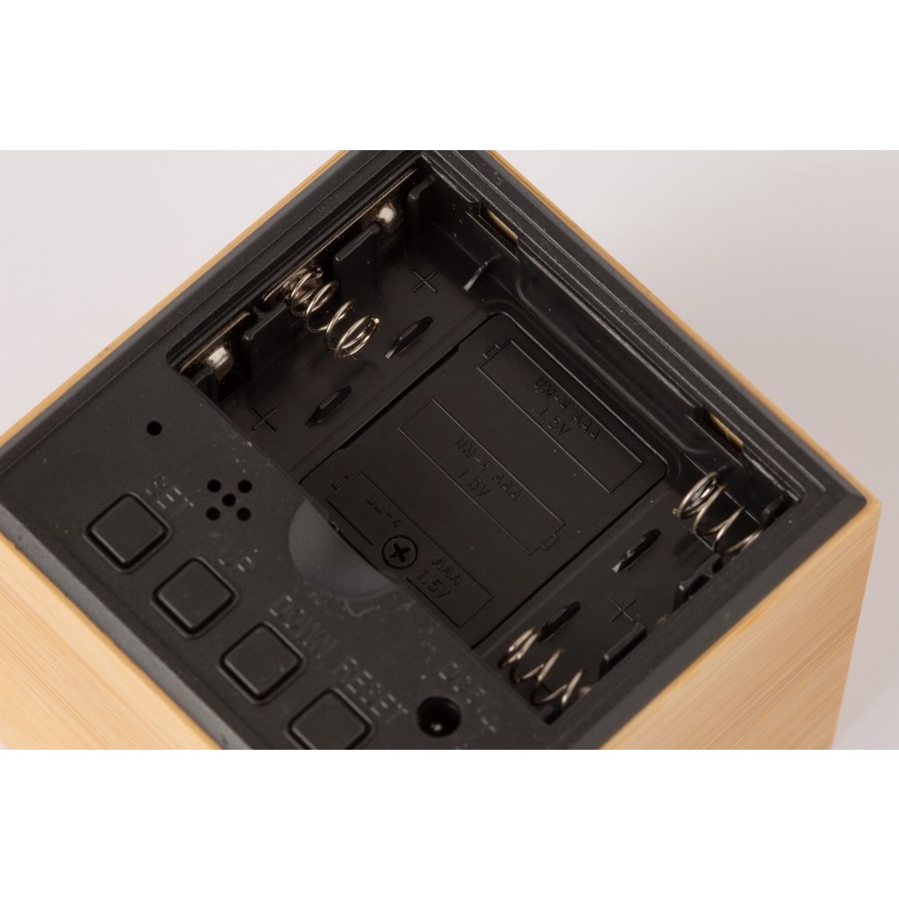 Đồng Hồ ARTBOX Hàn Quốc Bề Mặt Tráng Gương Khung Gỗ Màu Nâu