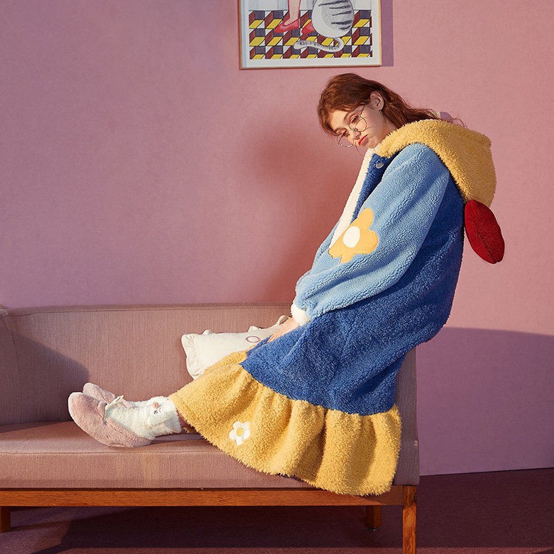Bộ Đồ Ngủ Dáng Dài Vải Flannel Phối Nhung In Hình Bạch Tuyết Thời Trang Mùa Đông Cho Nữ