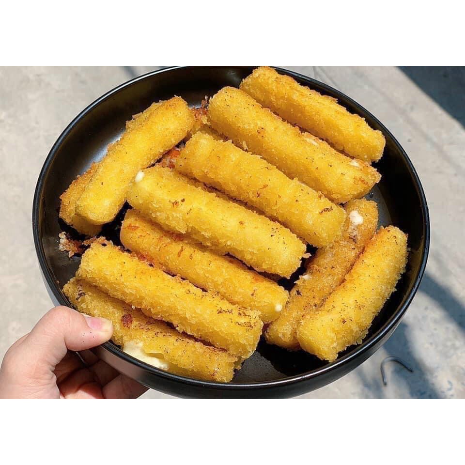 Phô mai que kéo sợi, ngon hơn khi còn nóng. Cây phô mai kéo sợi thơm ngon.