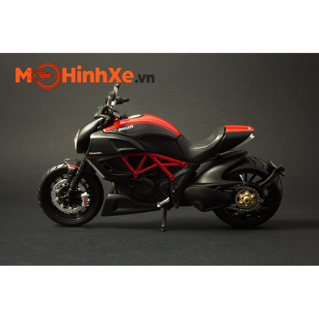 MÔ HÌNH XE DUCATI DIAVEL CARBON 1:12 MAISTO