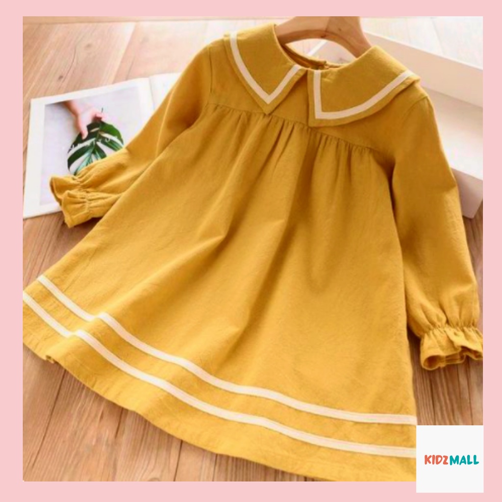 Váy thu đông bé gái linen dài tay dáng suông A cổ sen màu vàng mustard Kidzmall