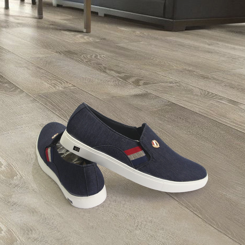 [Mã FAMALLT5 giảm 15% đơn 150K] Giày lười nam MĐ G279 xanh trắng | BigBuy360 - bigbuy360.vn