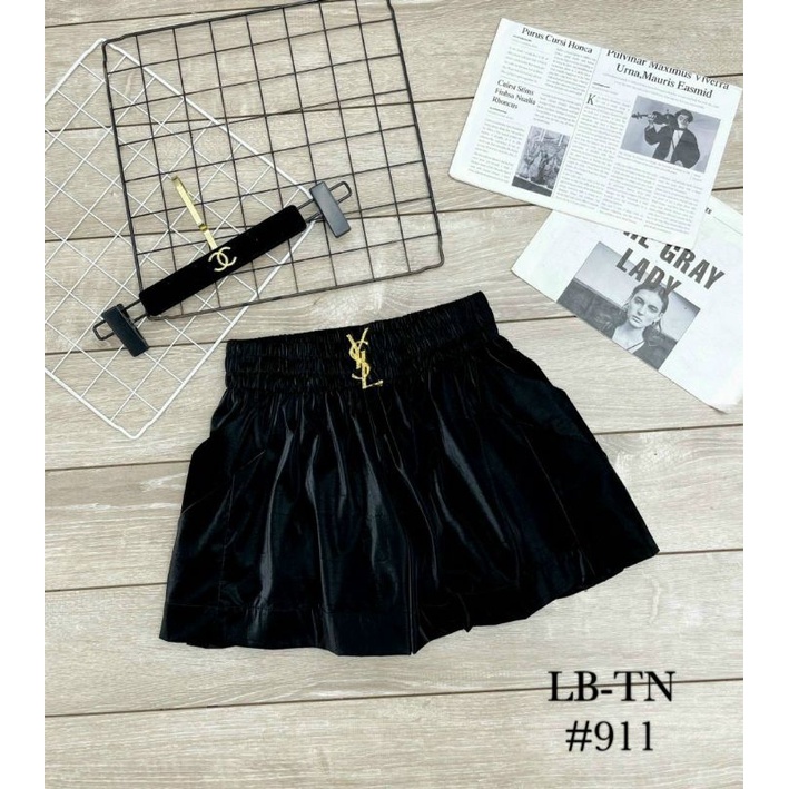 Quần sóc bom da nhung mềm túi ngang đẹp tuyệt