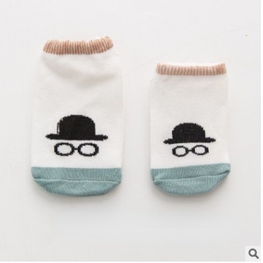Vớ Cotton Chống Trượt Kiểu Dáng Hoạt Hình Dễ Thương Cho Bé