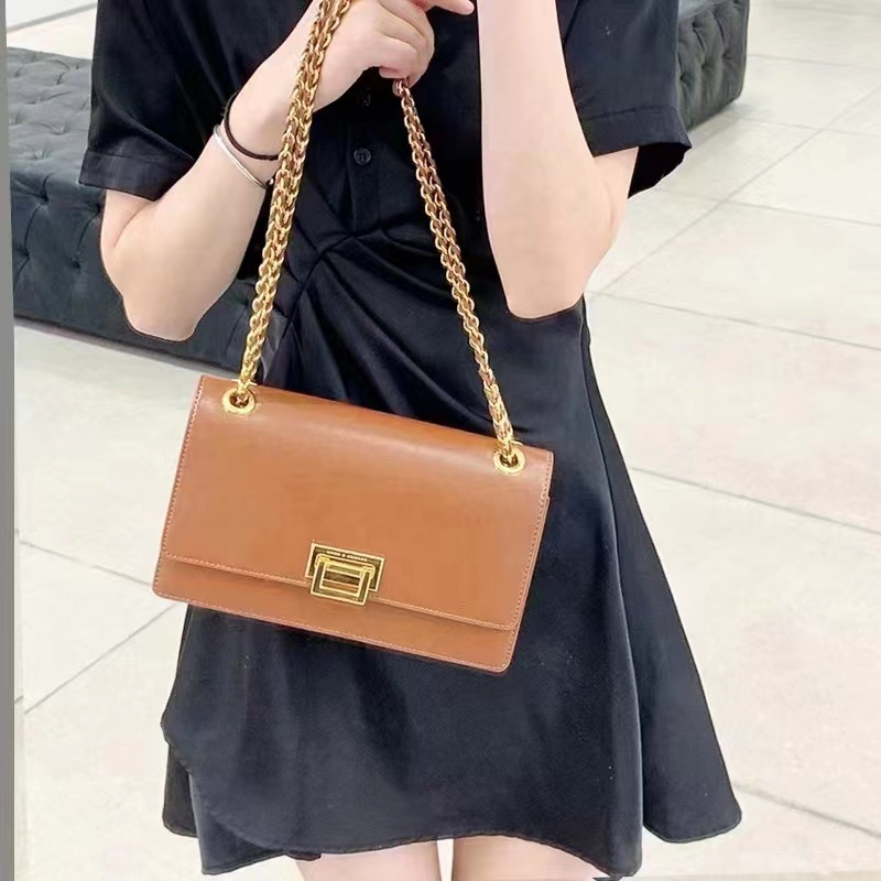 Túi Xách CK2- Phong Cách Mới Cho Nữ20840464- 10 Túi Xách Đeo Vai Hình Vuông Nhỏ Nhắn Có Dây Xích Thời Trang Dành Cho Nữ