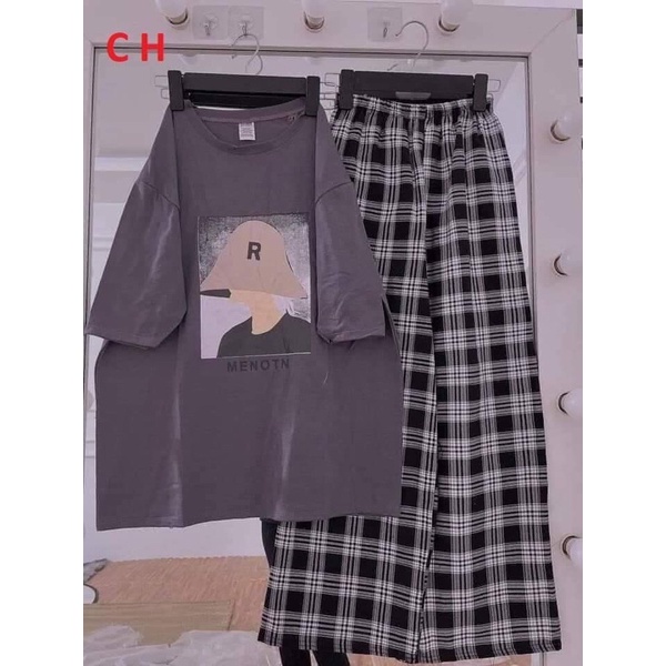 Set Bộ Quần Áo Nam nữ Unisex Cô gái đội mũ mix quần kẻ caro♥️Bộ hè hoạt hình ngắn tay mùa hè phong cách Hàn Quốc