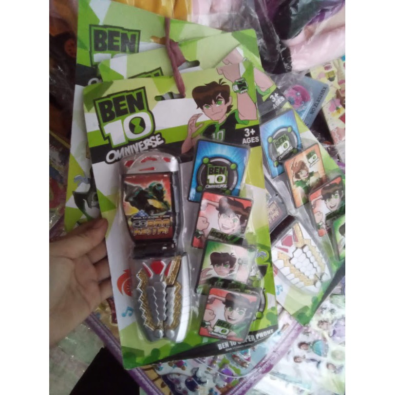 Đồ chơi điện thoại siêu nhân ben 10