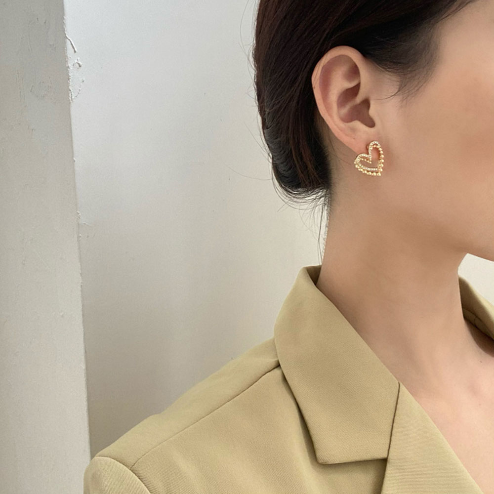 Hoa Tai Hình Trái Tim Đính Đá Phong Cách Retro Thời Trang